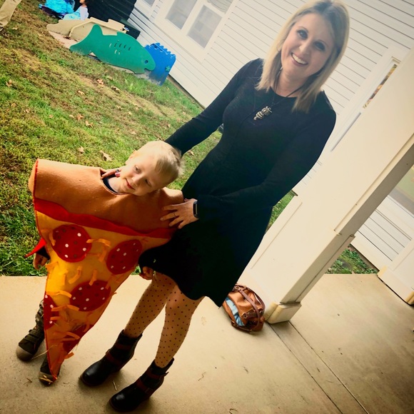 Right now I am just buying, but plan to sell soon! - Picture 6 of 8